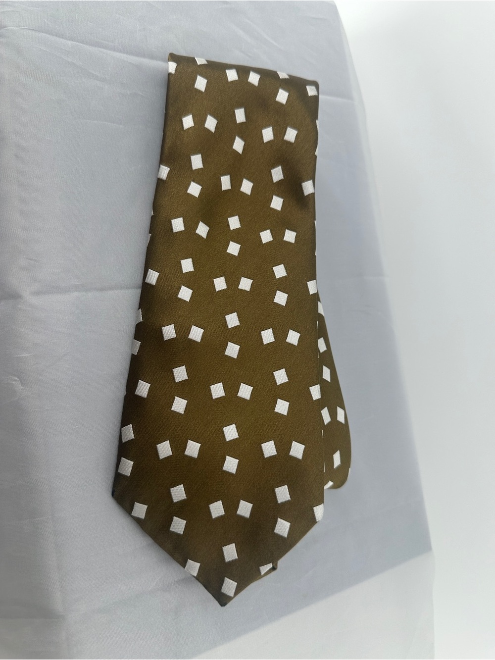 Alan Flusser olive green and white square silk tie